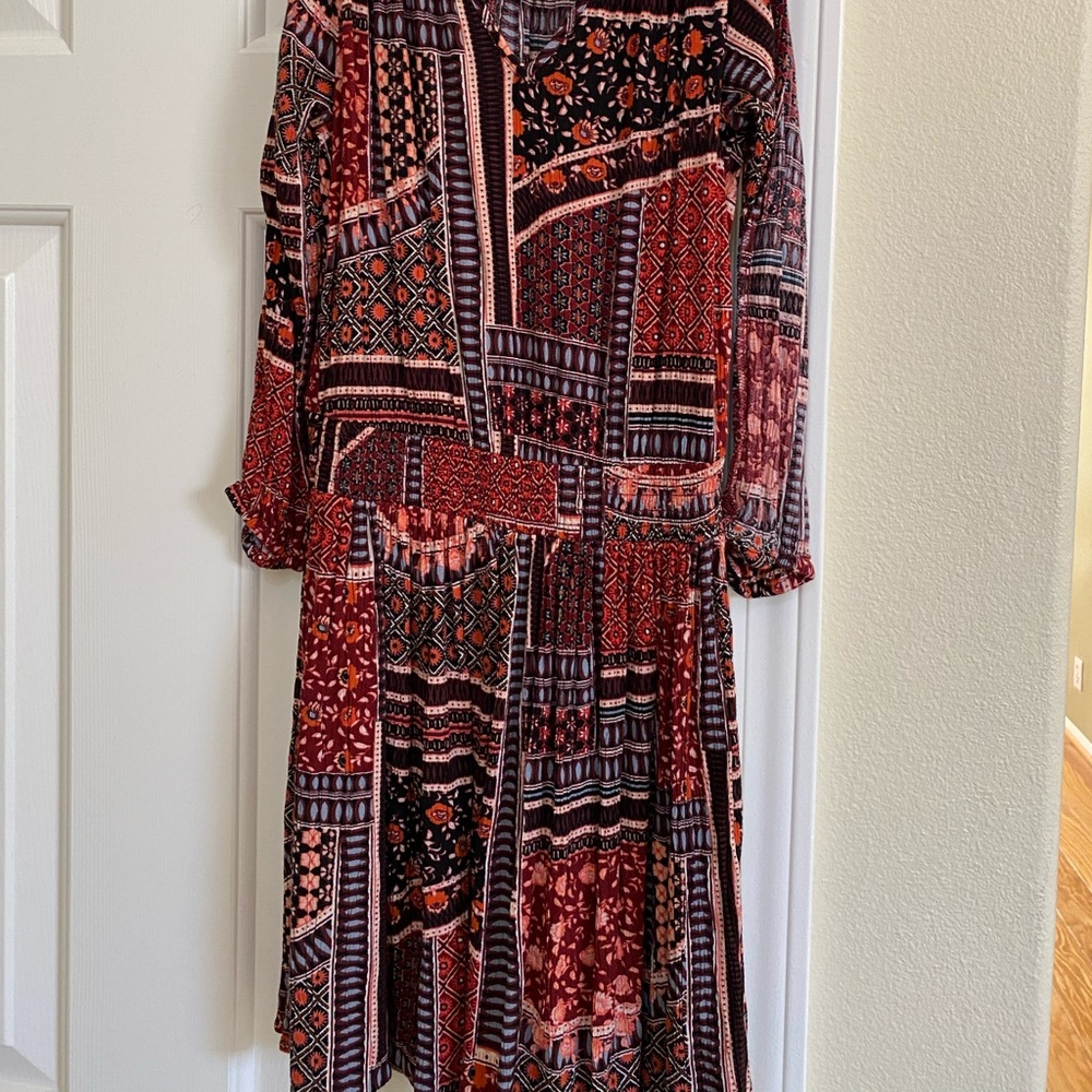 Young women’s dress